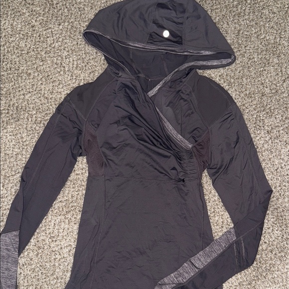 Lululemon Athletica Charcoal Hooded Top - Picture 1 of 1